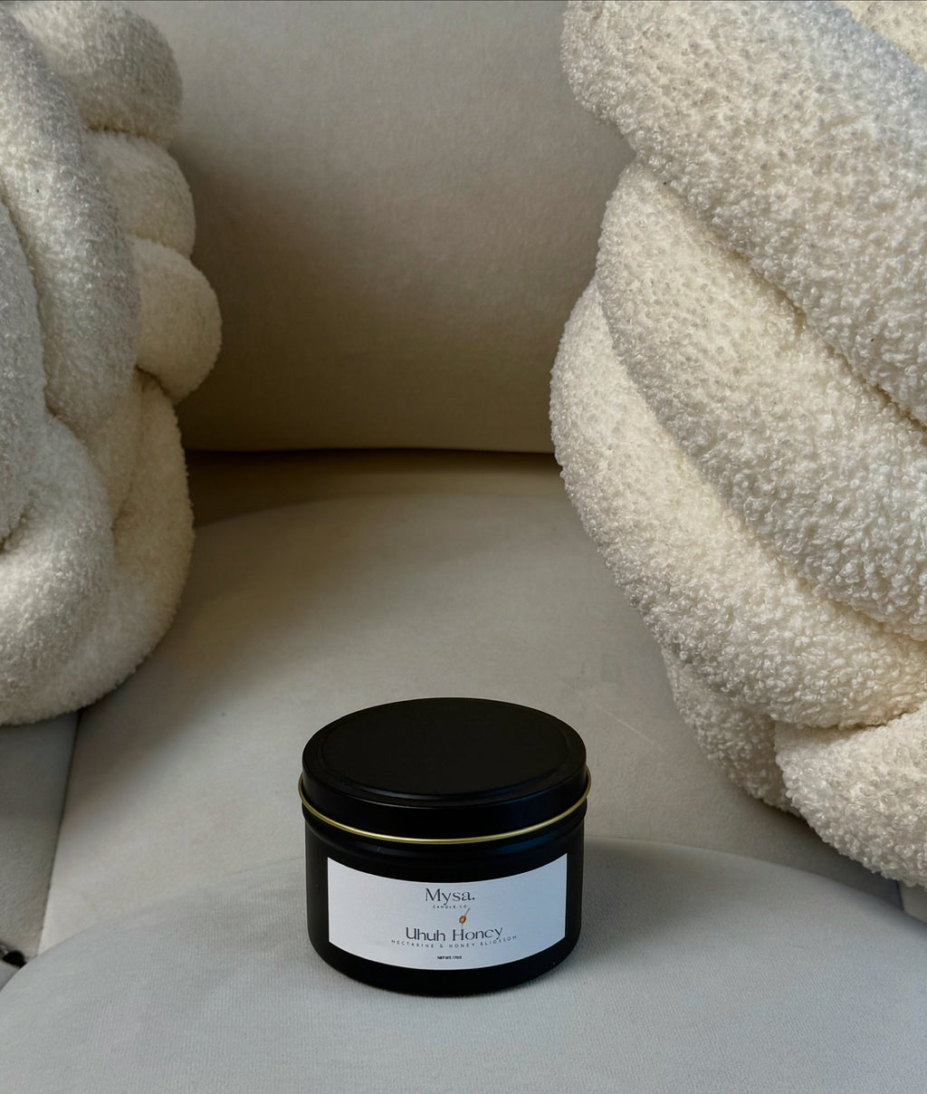 Uhuh Honey- Nectarine & Honey Blossom Candle