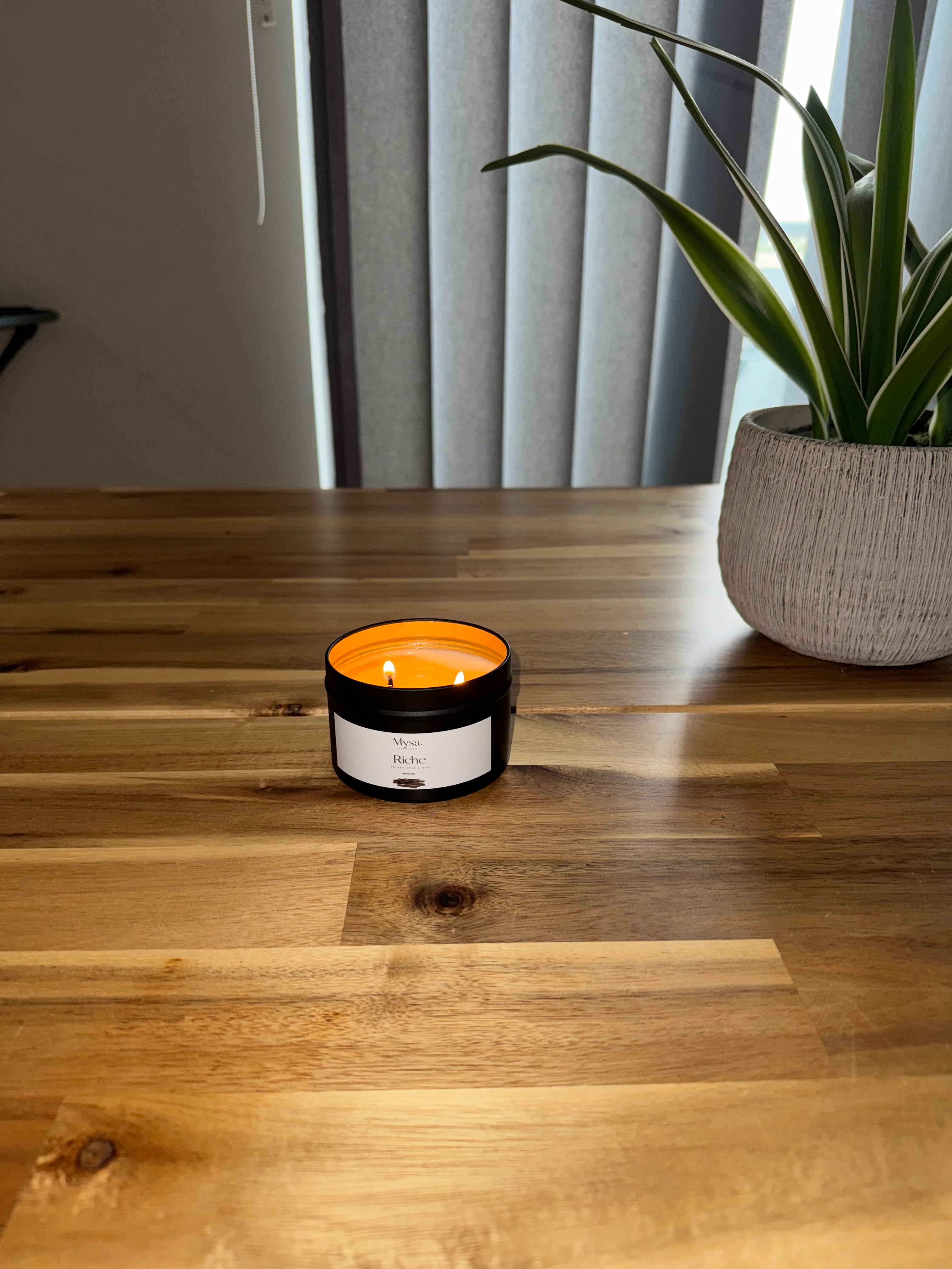 Riche- Velvet Rose & Oud  Candle