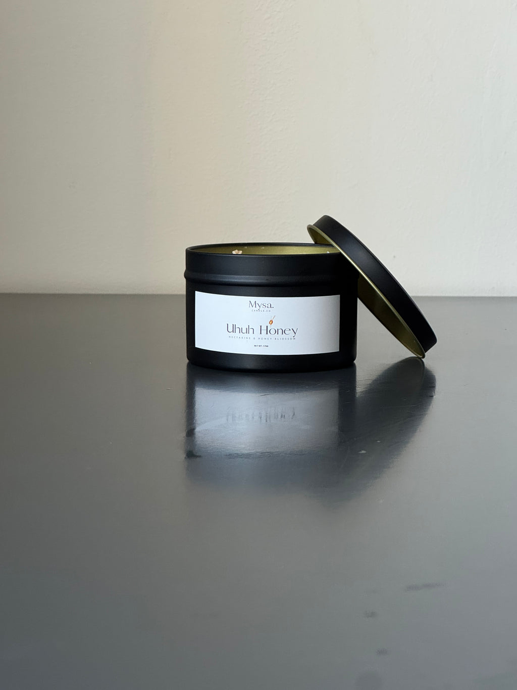 Uhuh Honey- Nectarine & Honey Blossom Candle