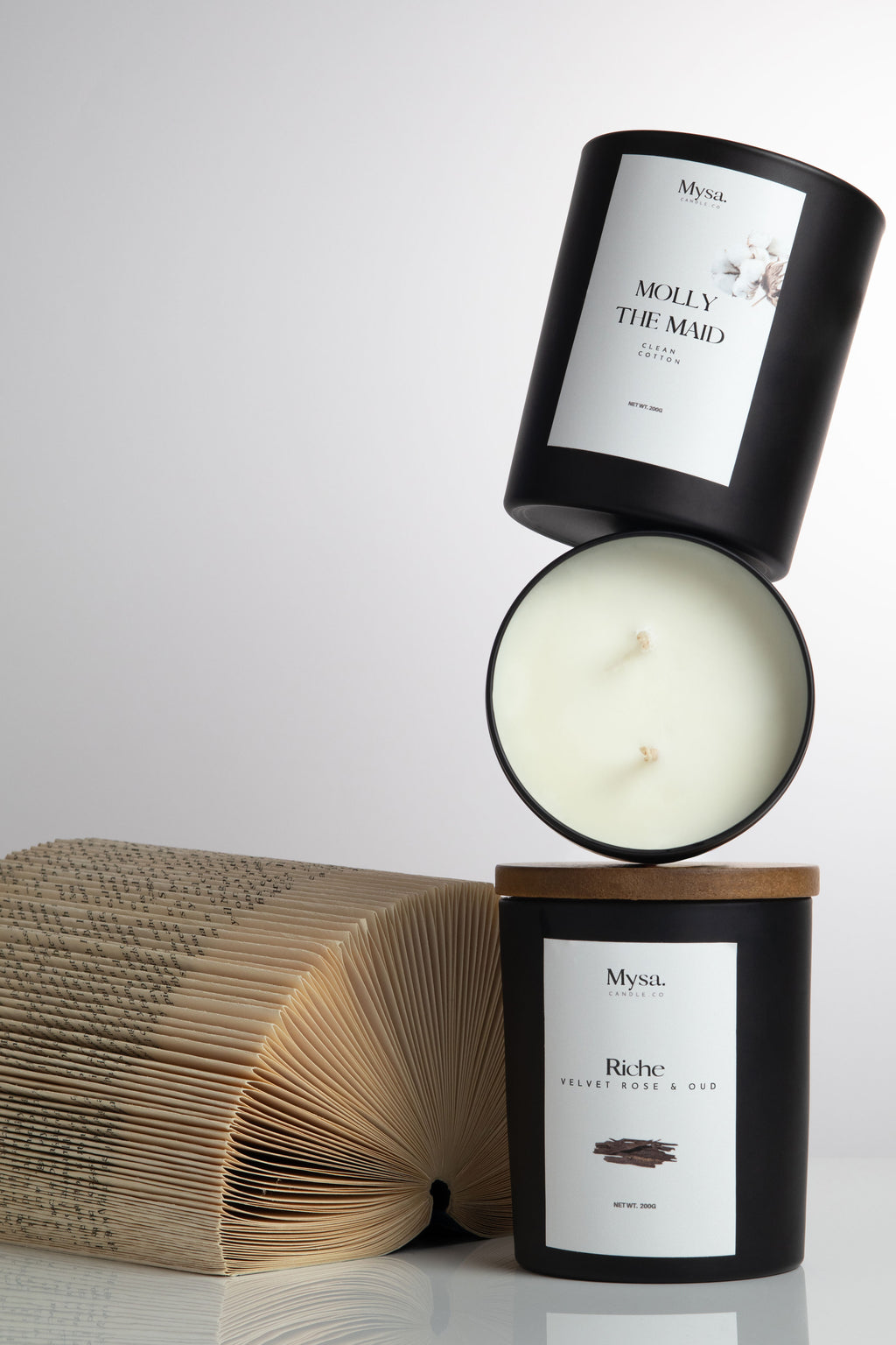 Riche- Velvet Rose & Oud Candle