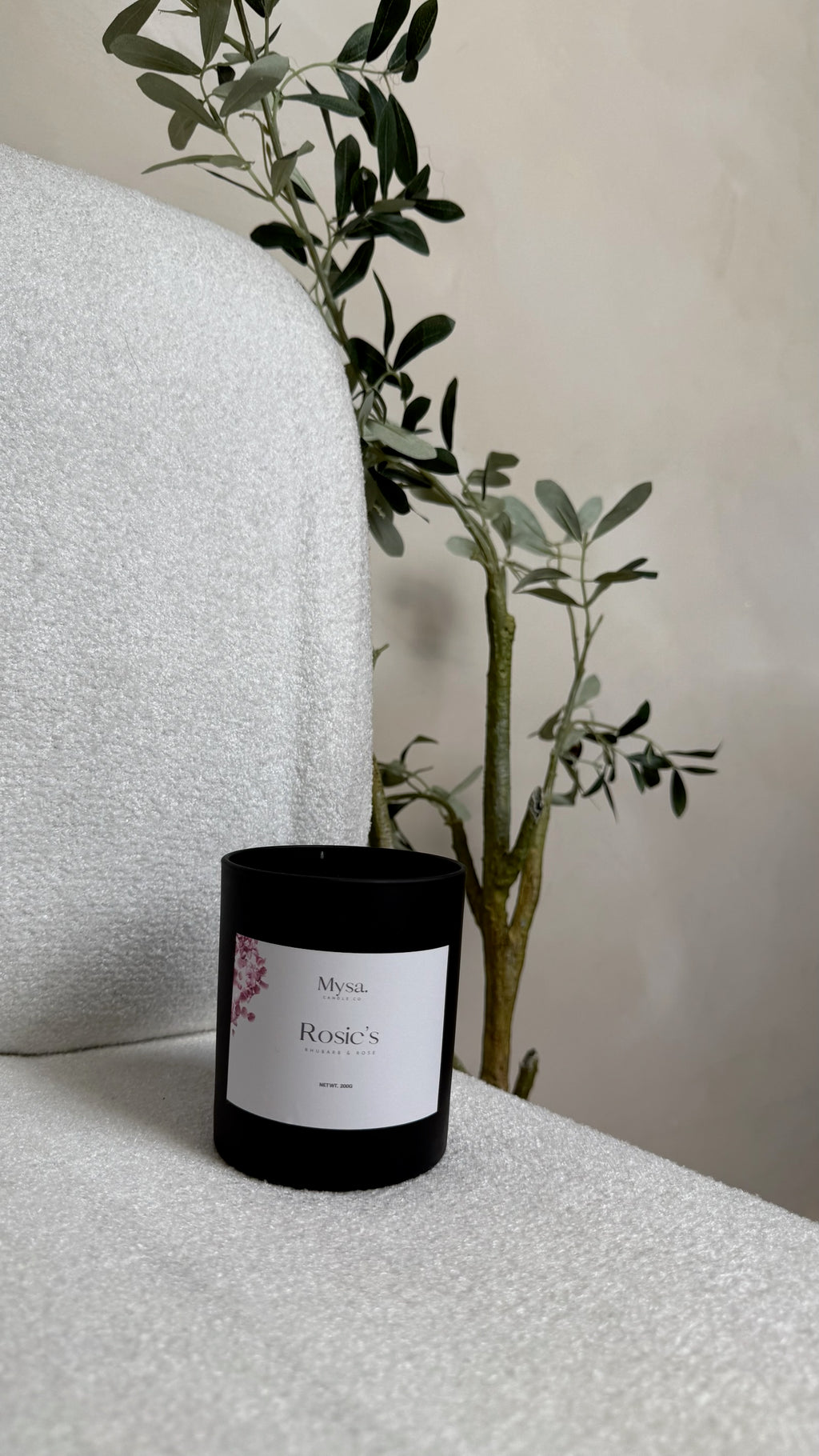Rosie's- Rhubarb & Rose Candle