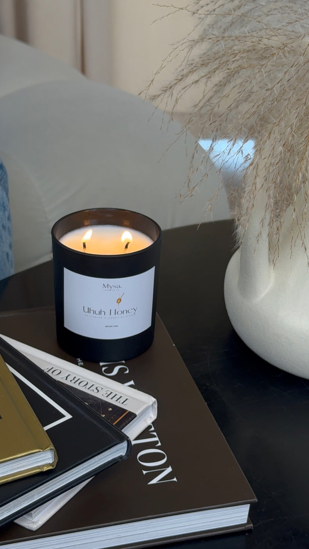 Uhuh Honey- Nectarine & Honey Blossom Candle